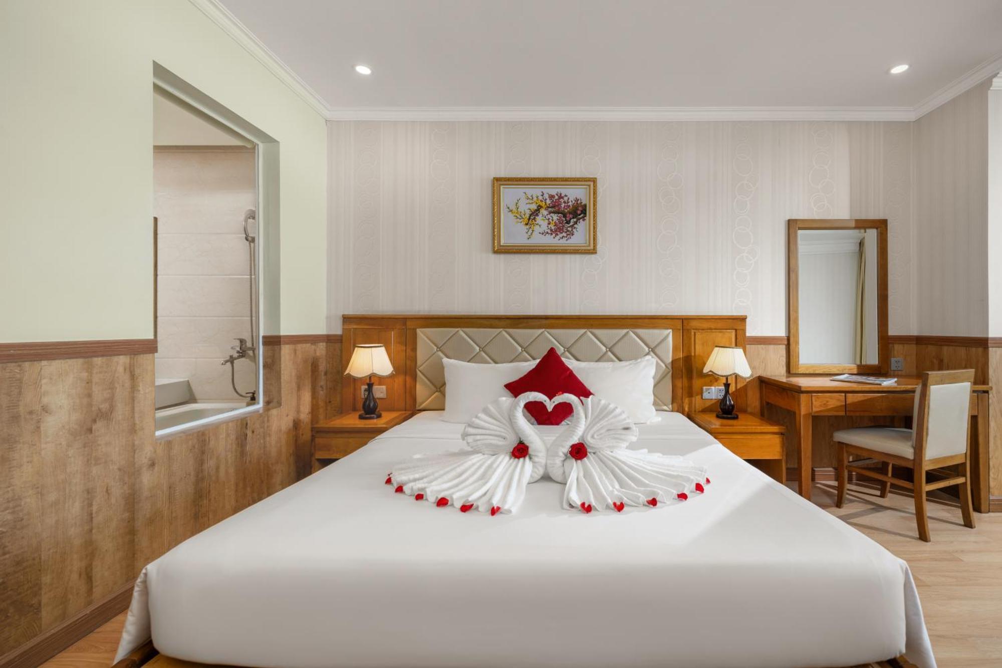 Serene Beach Hotel Danang Dış mekan fotoğraf