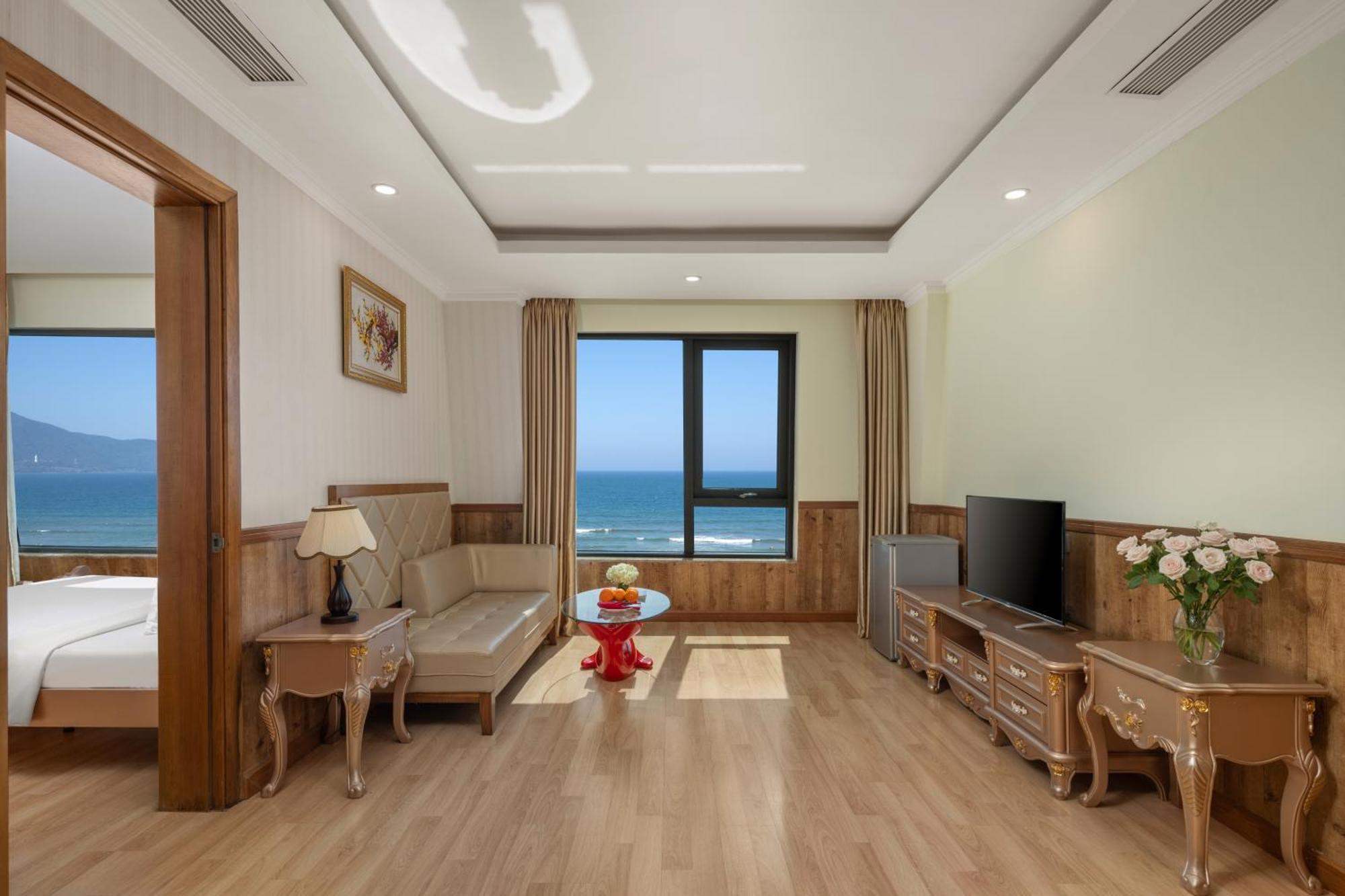 Serene Beach Hotel Danang Dış mekan fotoğraf