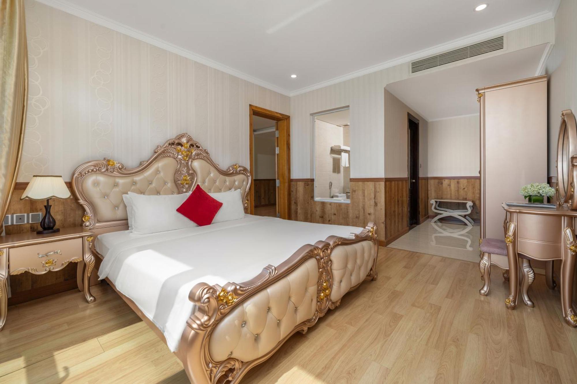 Serene Beach Hotel Danang Dış mekan fotoğraf