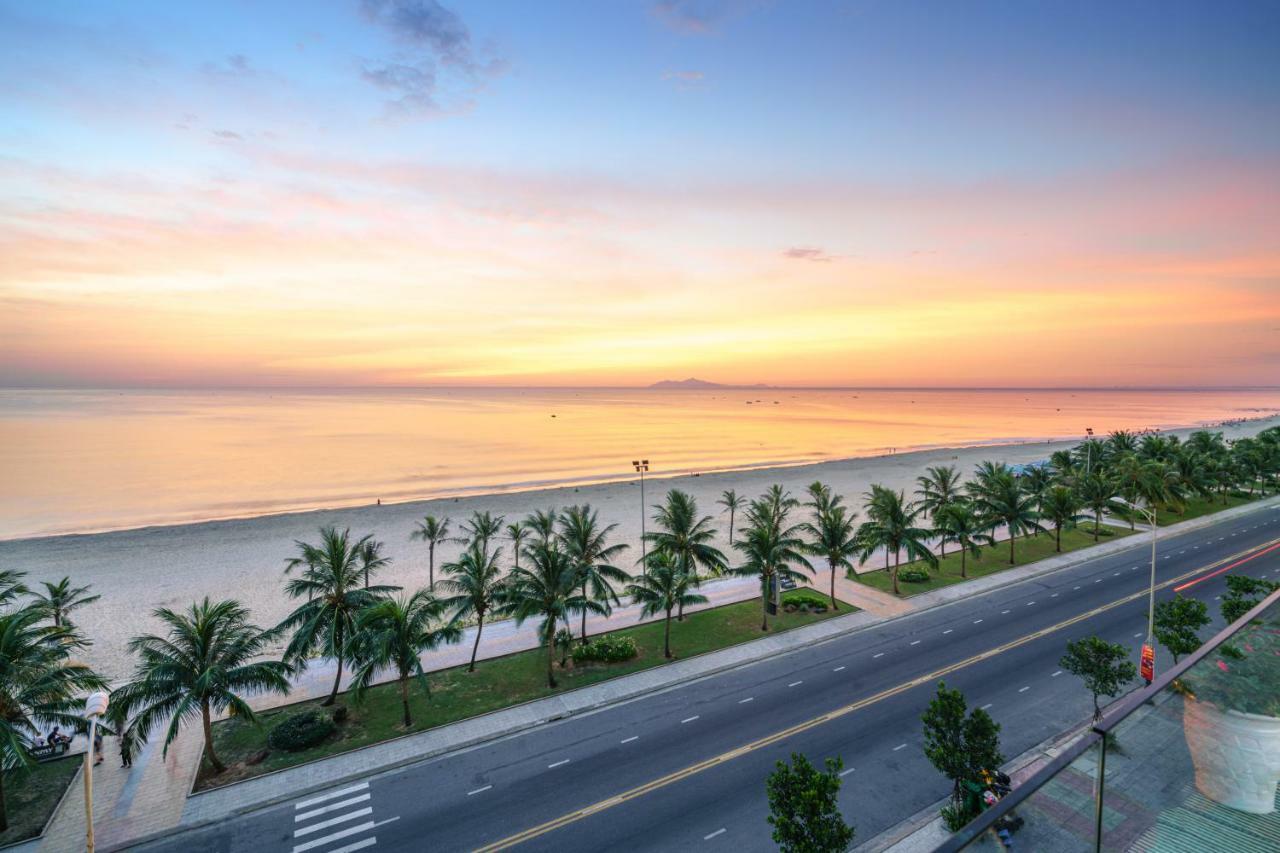 Serene Beach Hotel Danang Dış mekan fotoğraf