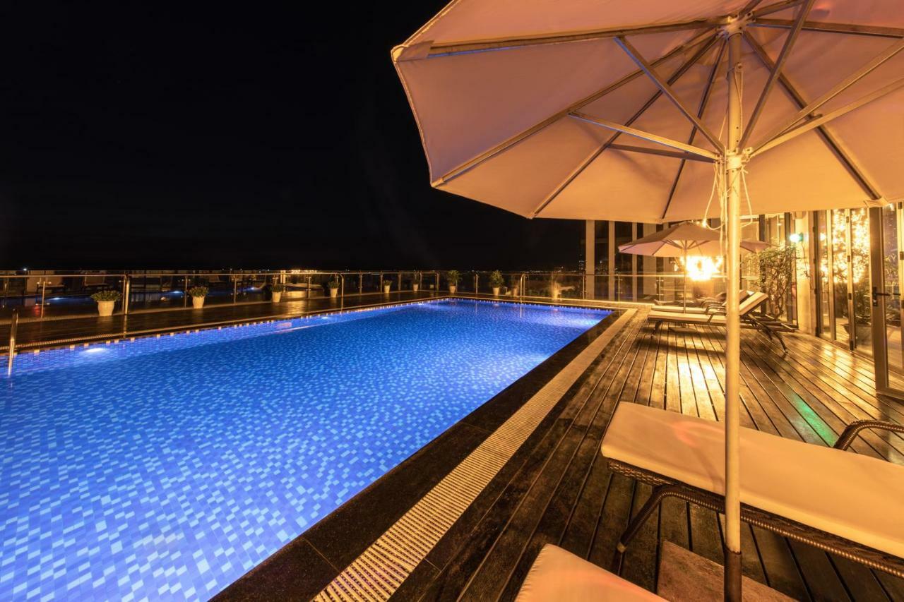 Serene Beach Hotel Danang Dış mekan fotoğraf